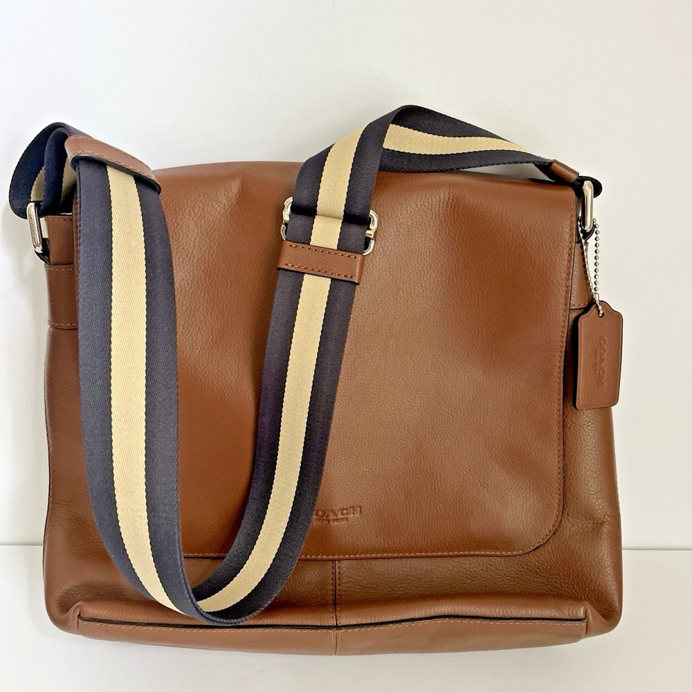 NWT COACH F28576 Charles Messenger Brown Leather $375 blue striped strap 10x13